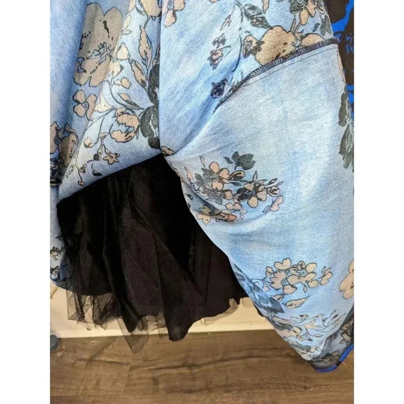 Windsor Floral Ball Gown 1/2 Black Blue Deep V Lace - Picture 6 of 11